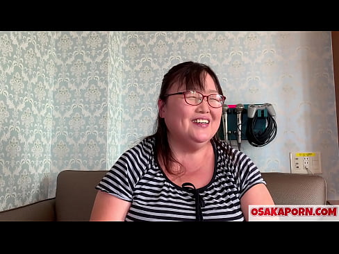 ❤️ Resnā japāņu mamma rāda savas milzīgās krūtis un bauda seksa rotaļlietu. 51 gadu veca mamma no Āzijas stāsta par savu seksuālo pieredzi. Yukiko 1 OSAKAPORN trekna milf ❤ Sekss video pie lv.justindianpornx.ru ﹏