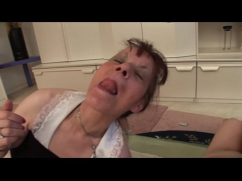 ❤️ Divām vecmāmiņām un vectētiņam ir sekss trijatā ❤ Sekss video pie lv.justindianpornx.ru ﹏